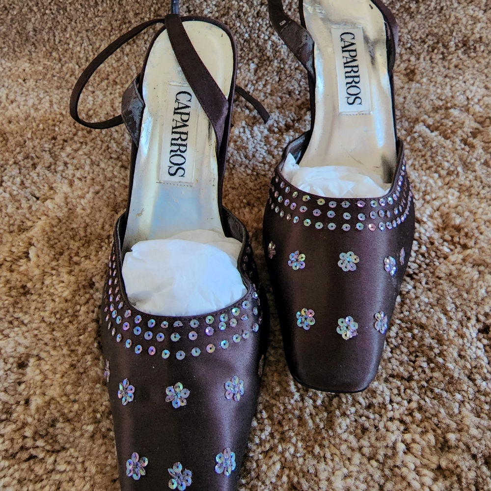 Vintage Caparros.  Brown. Fancy!